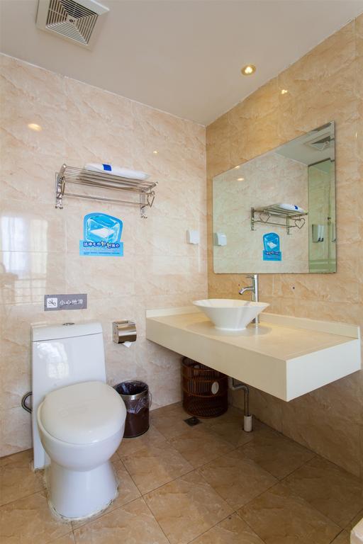 7Days Inn Sanya Phoenix Island Саня Екстериор снимка